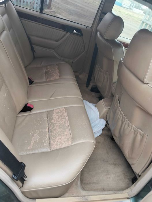 Продам мерс W124 японец 1993 г