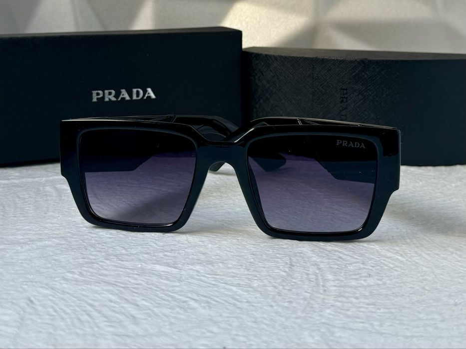 Дамски слънчеви очила правоъгълни 2 цвята