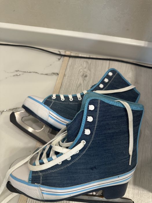 Коньки в отличном состоянии