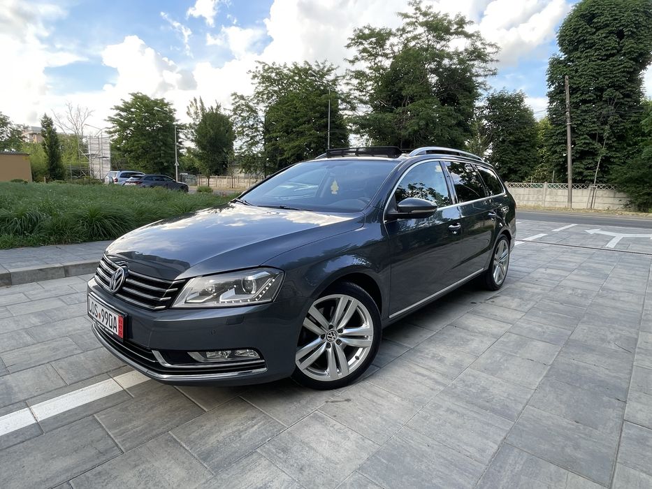 VOLKSWAGEN Passat 2012