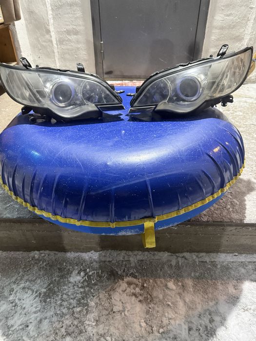 Продам фары Subaru Outback