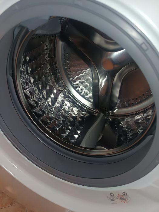 Пералня Samsung WW70T4540TE/LE – 7 кг, 1400 об/мин, AddWash – отлично състояние