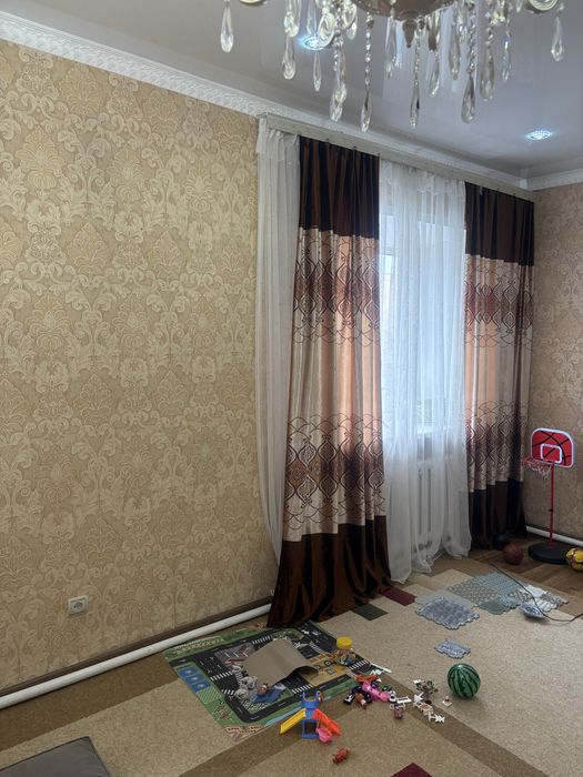 Продам шторы в хорошем состоянии