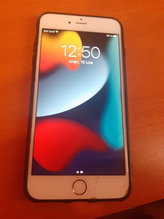 Vand iphone 6s, functional
vine la pachet cu incarcator, se misca foar