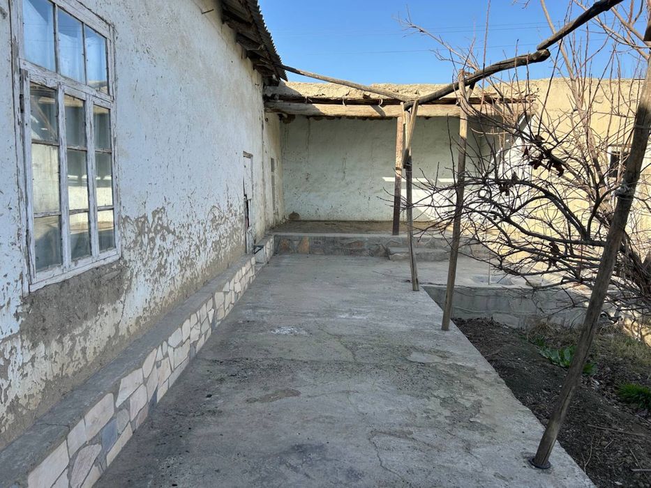 навбахорда уй сотилади срочна