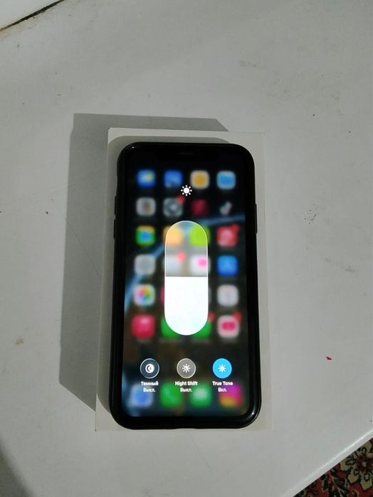 продам айфон 11