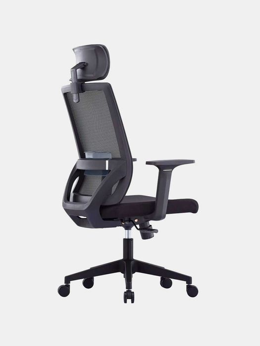 Офисное кресло stronger сетчатое