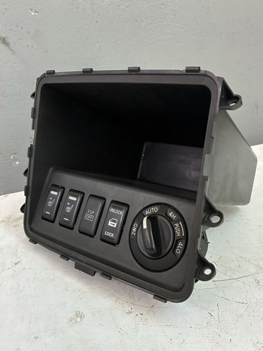 Бутони 4х4 и подгрев Nissan Pathfinder