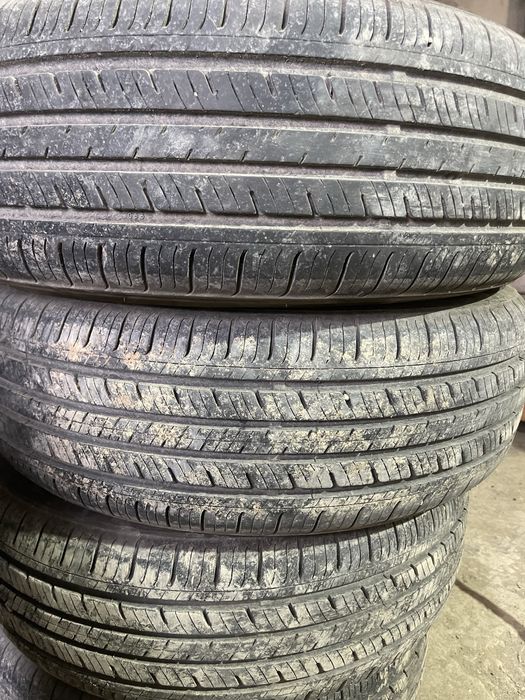Продам шины в размере 195/65R15