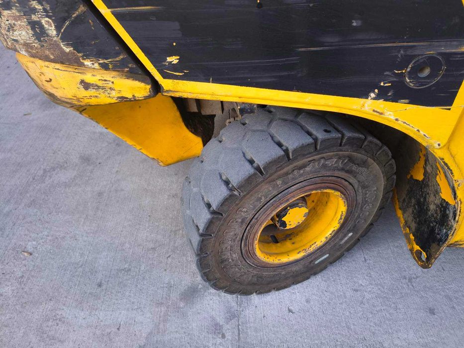Челен товарач JCB Teletruk TLT30D – 3т / 4м / 9300 м/ч