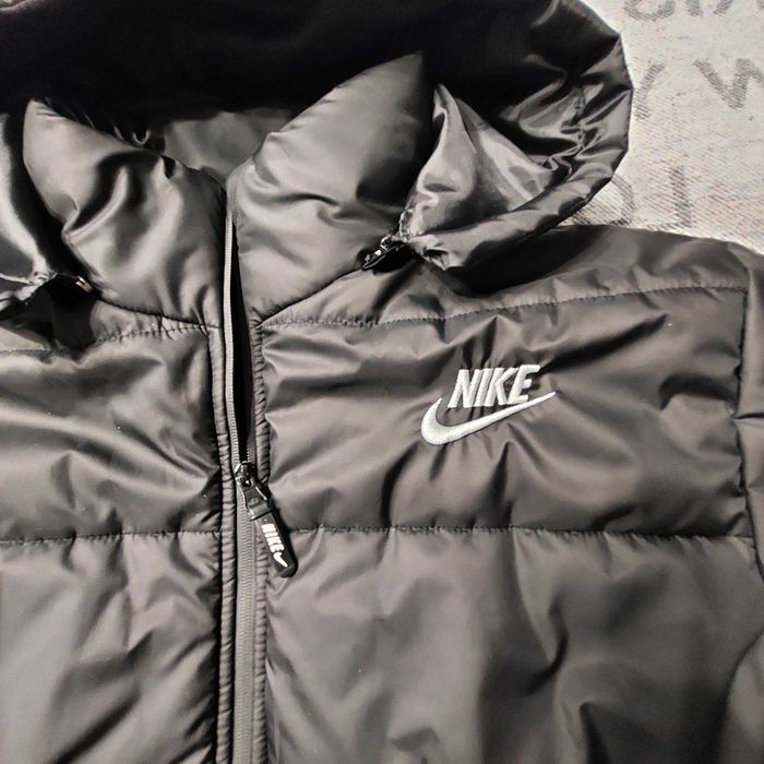 Мъжко зимно яке NIKE