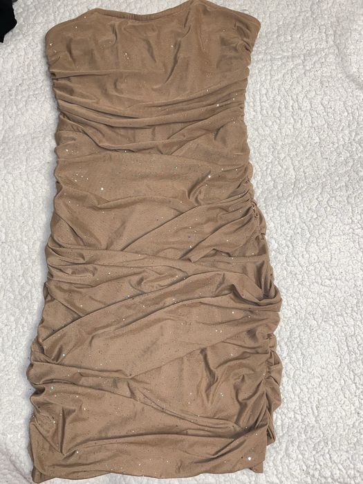 Бежова рокля Хс/с
