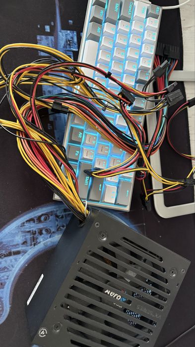 Блок питание AeroCool