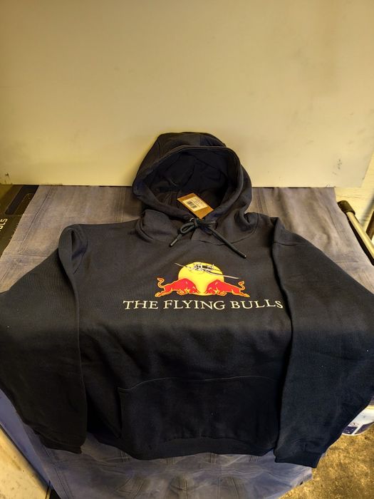 Hanorac Red Bull un hanorac unisex oficial "The Flying Bulls