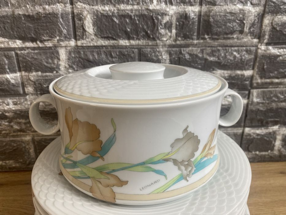 Луксозен сервиз  -LEONORD Paris  -HUTSCHENREUTHER