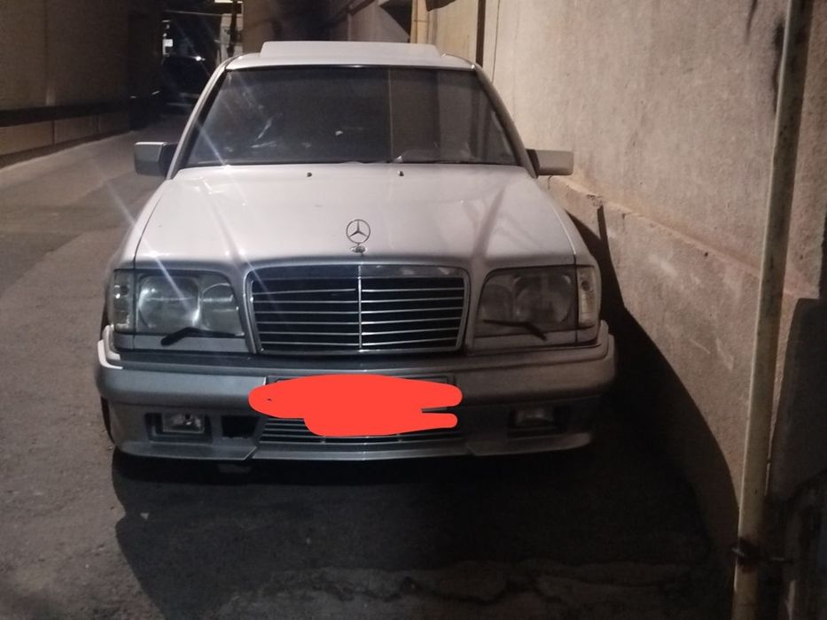 Mersdes bens 124 sotiladi