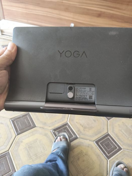 Планшет ленова YOGA