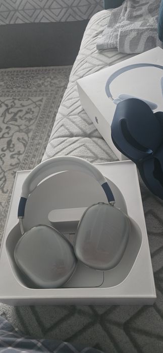 Air pods max в идеальном состоянии.