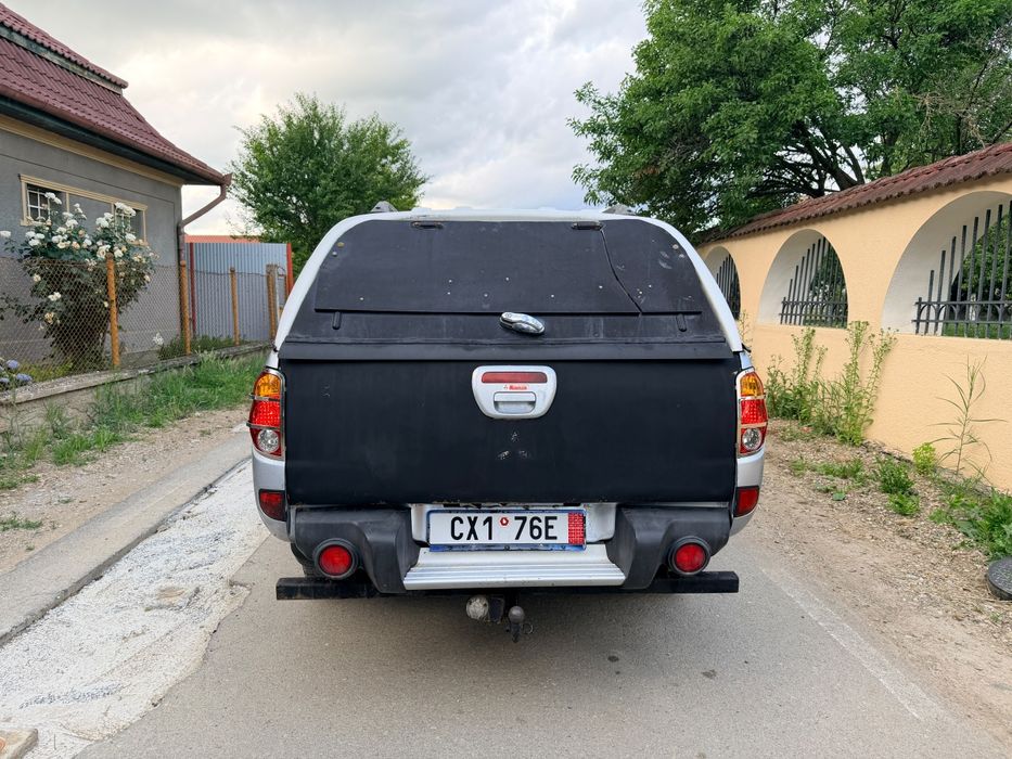 Mitsubishi l200 L200