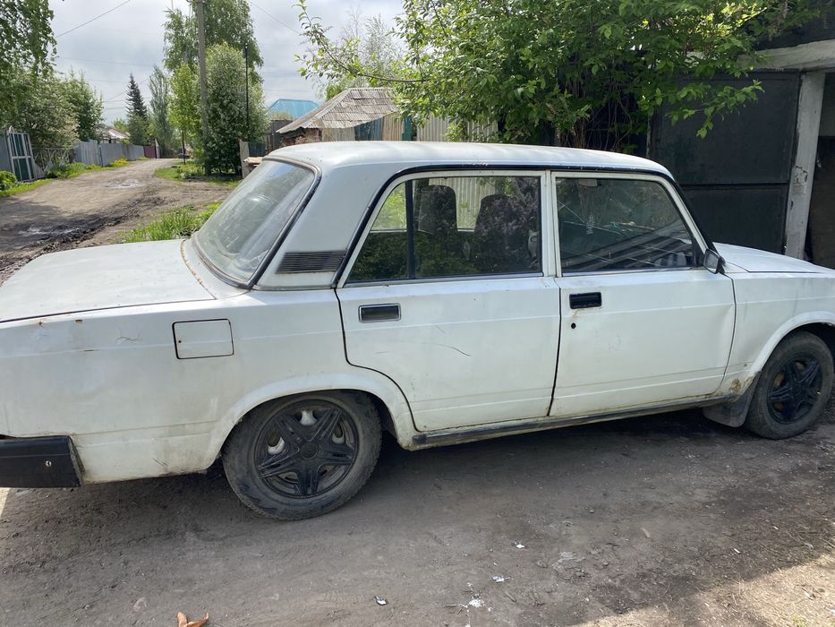 Разбор на запчясти ваз 2107