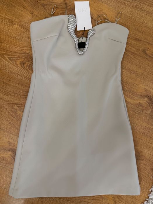 Рокля Zara с бижу
