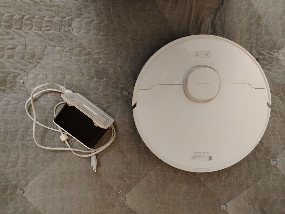 Продаётся робот пылесос!