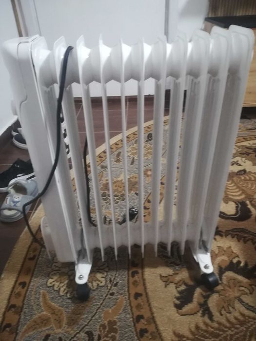 Calorifer electric 11 elemenți ca nou
