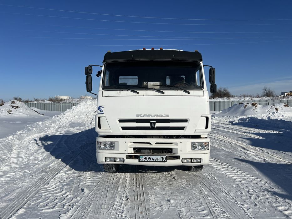 Продам камаз тягачь с прецепом