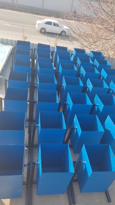 chiqindi idish va urna