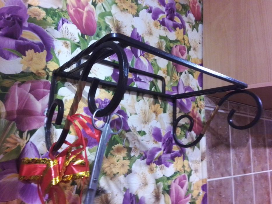 Подставка для микроволновки.