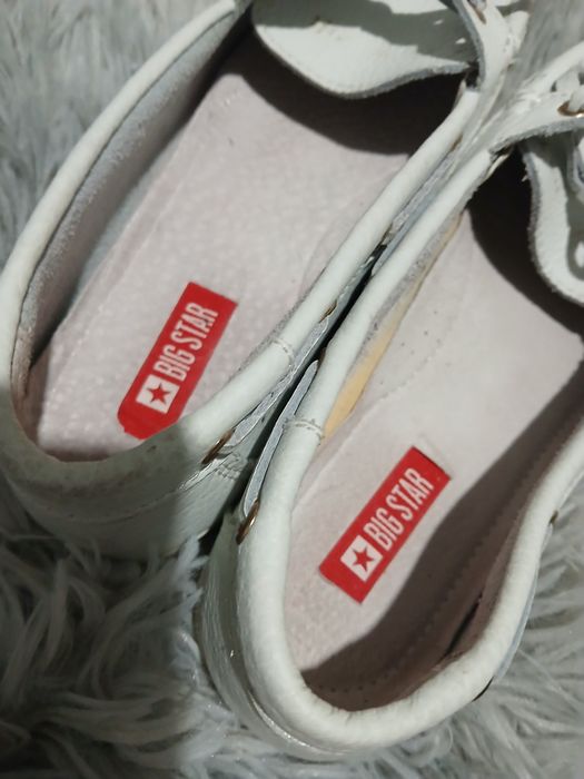 Бели мокасини ест. кожа 36