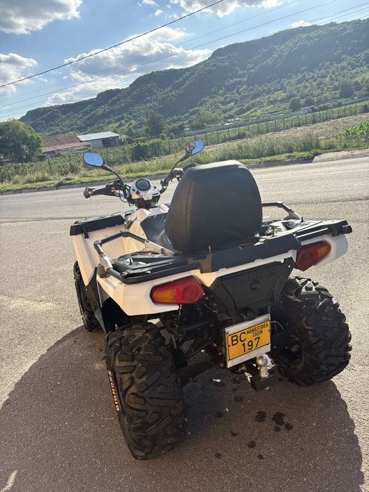 Polaris sportman 4x4 an 2017 cu servodirectie