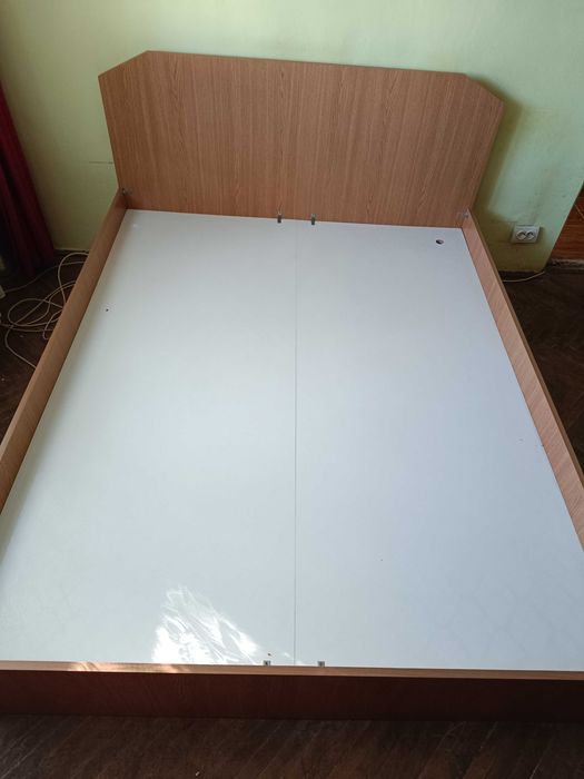 Vand pat 200x160 cm