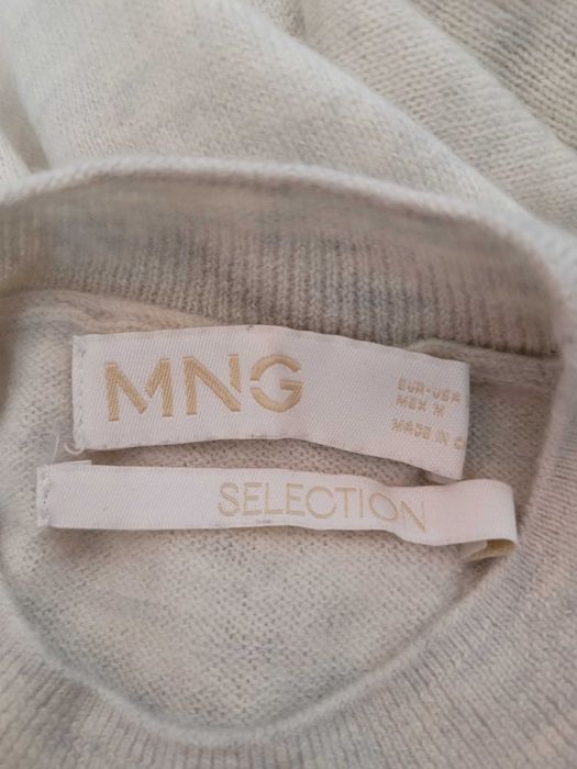 Маркова грейка Crew Clothing с подарък 2 блузки на ТОП цена