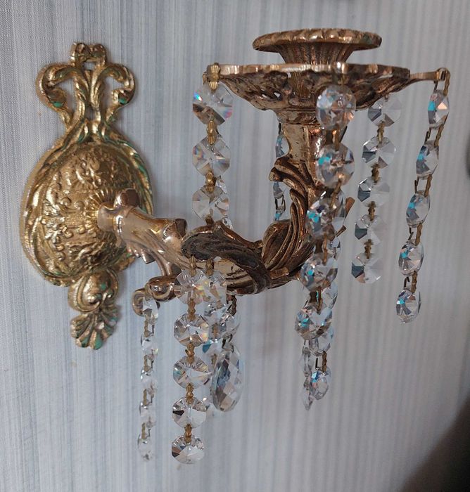 Подсвечники настенные (пара), бронза или латунь, хрусталь. Подсвечник