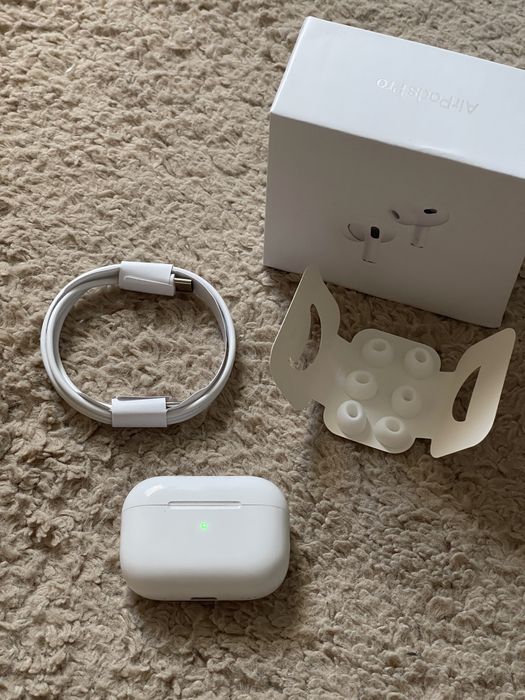 Apple AirPods Pro generatia a doua noi sigilate