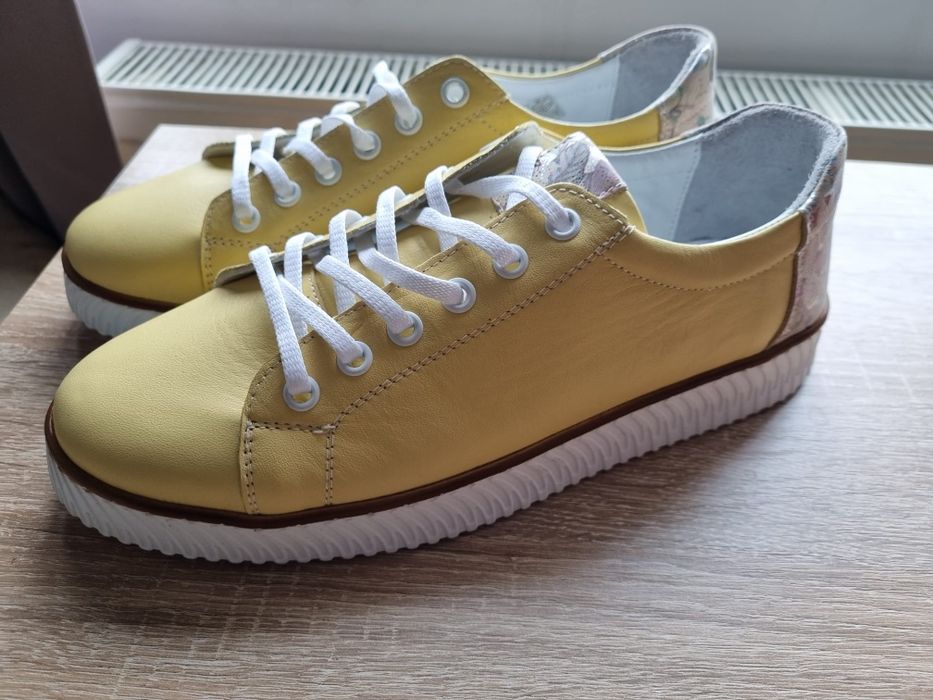 Pantofi casual Akadia galben