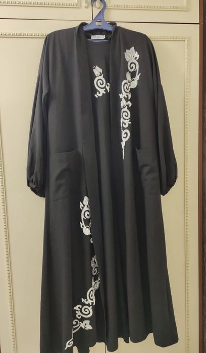 Продам шубы и двойка платье