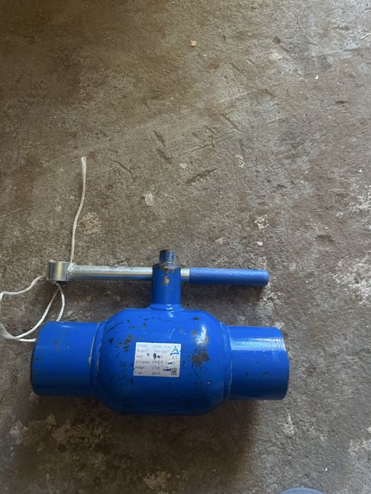 Кран газовый новый