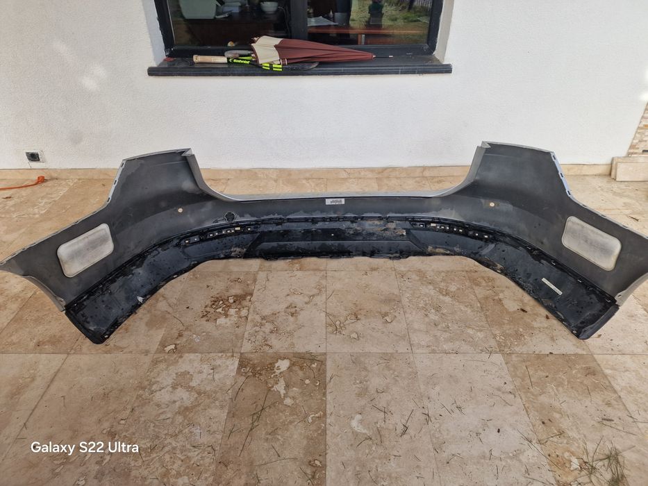 Bara fata spate. Aripa. vw passat b8 break si am. Si berlina