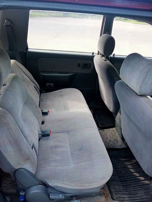 Продам Mitsubishi Chariot 1995 г.
