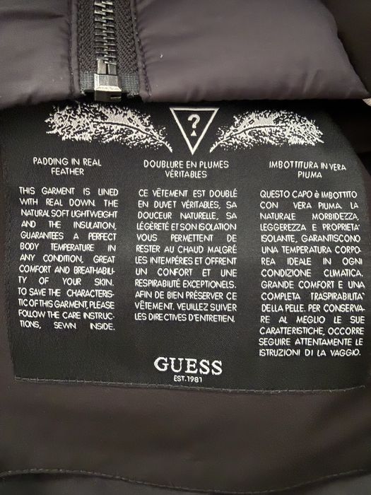 Оригинарно зимно мъжко яке GUESS