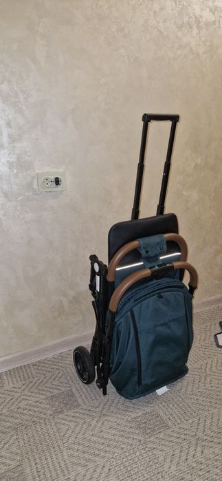 Продам прогулочную коляску Tomix Luna Lux