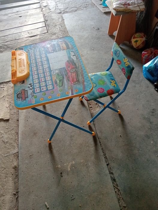 Продам хороший детский стулья