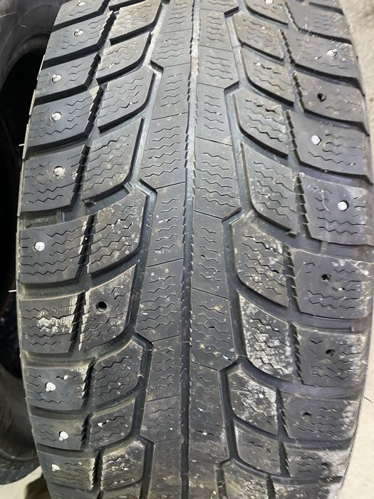 На 18  235/55 Мишлен