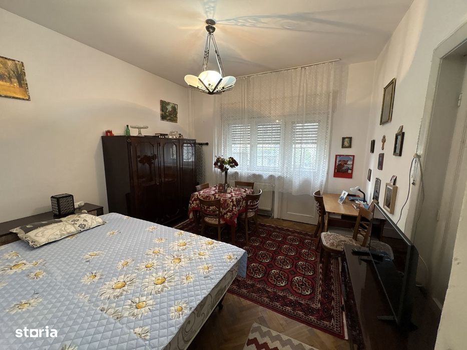 Apartament de 4 camere in Buzesti/4-Room Apartment in Buzesti