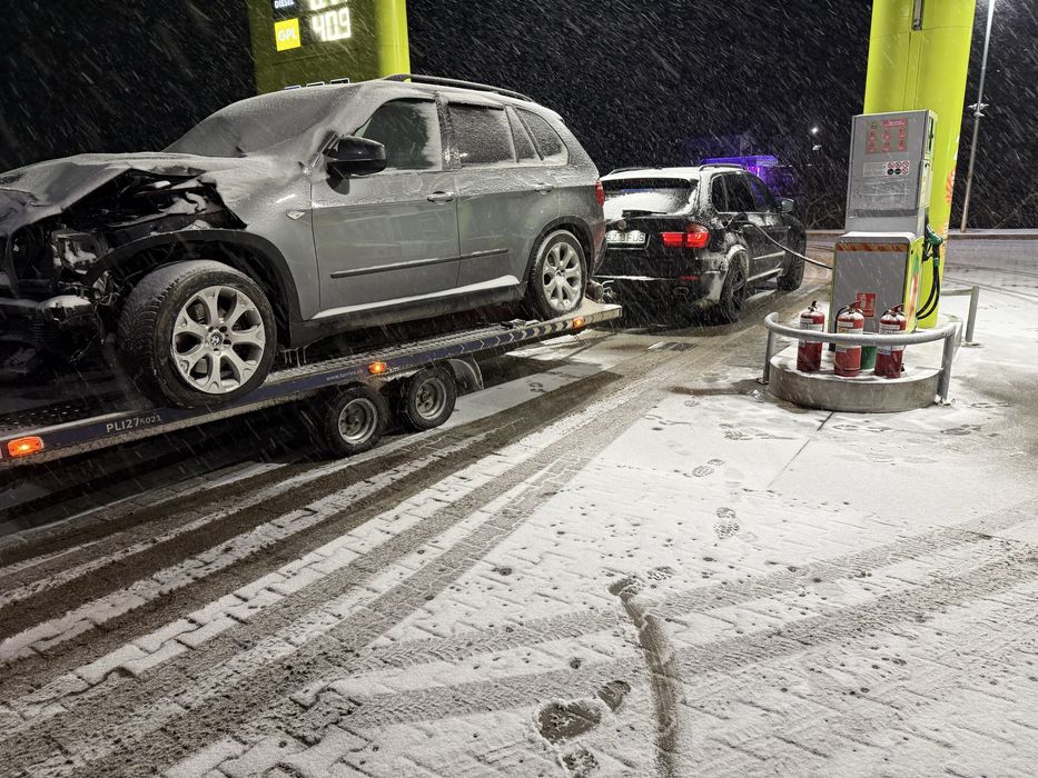 Bmw x5 Dezmembrez x5 e70 3.0 235 cp 6 hp