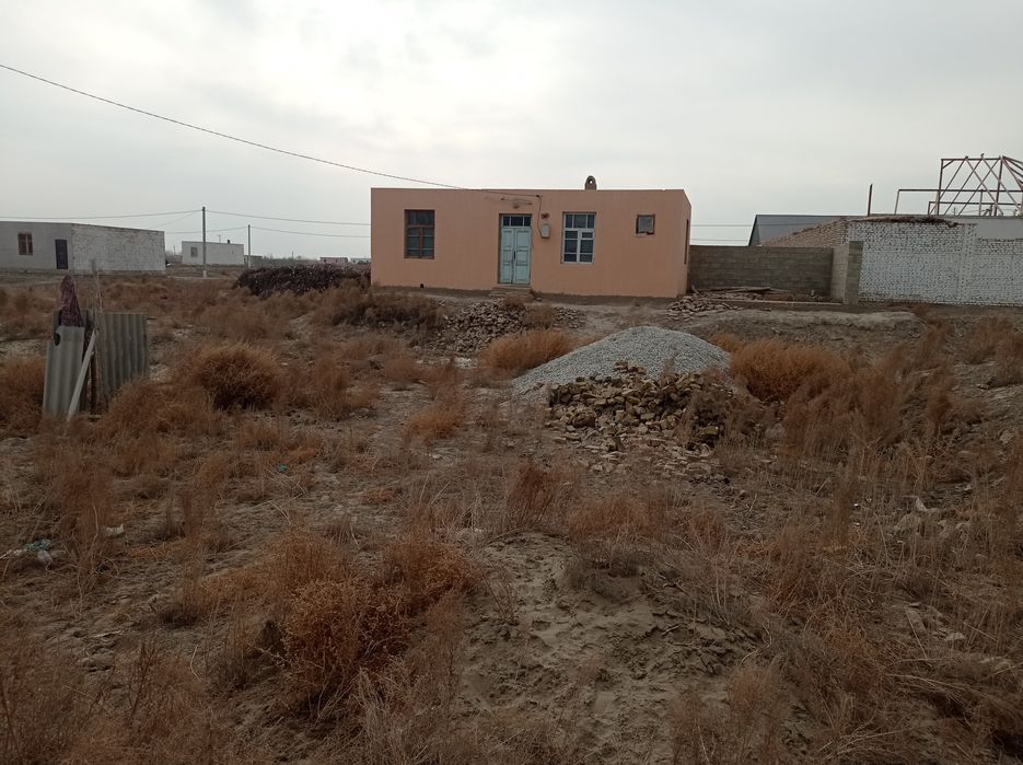 Коракумда жой сотилади