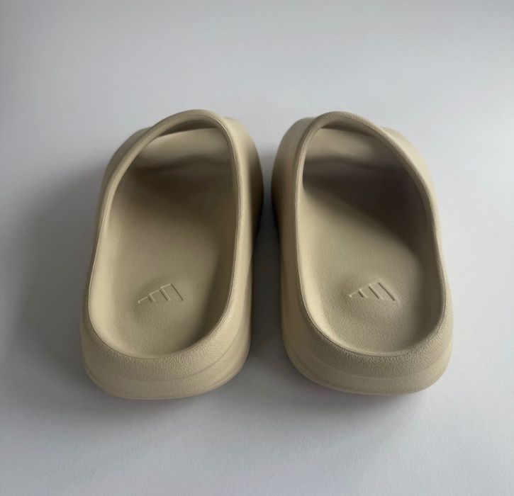 Adidas Yeezy Slide Bone FZ5897 – Нови | Размери 40–46