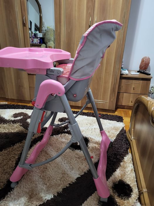 Scaun pentru masa bebe